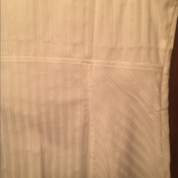 Ann Taylor White Sleeveless Collared Shirt Size 12 - Picture 4 of 6